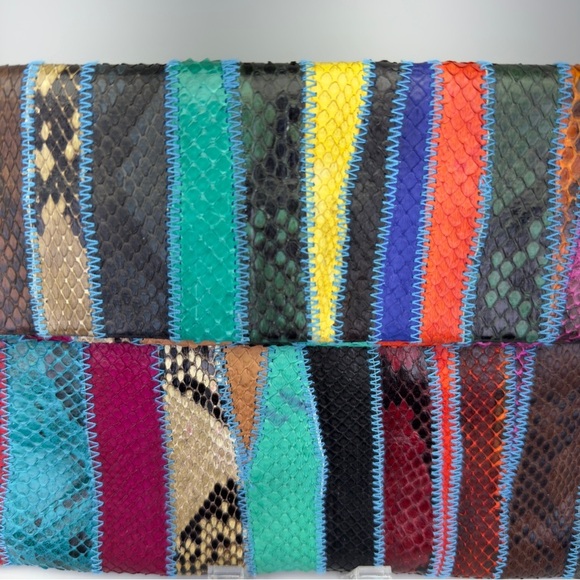 Handcrafted Snakeskin Clutch Bag - Picture 3 of 16